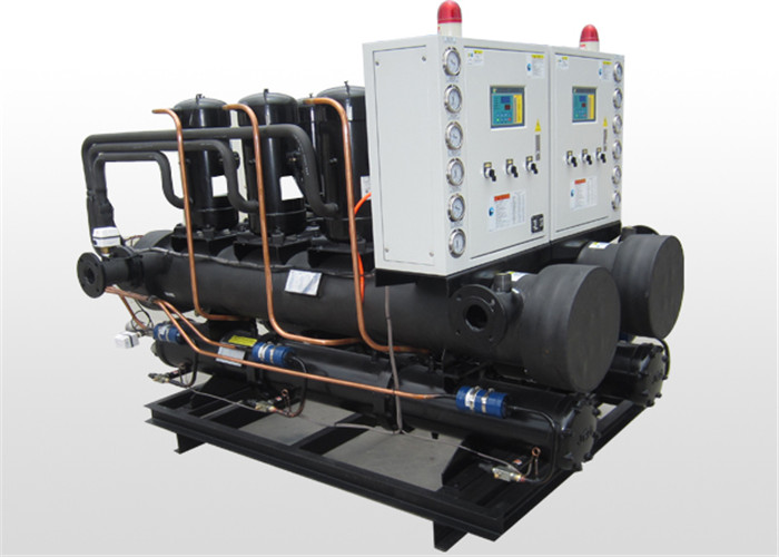 Plastic Rubber Water Cooled Water Chiller Systems With 516000 Kcal/h Capacity