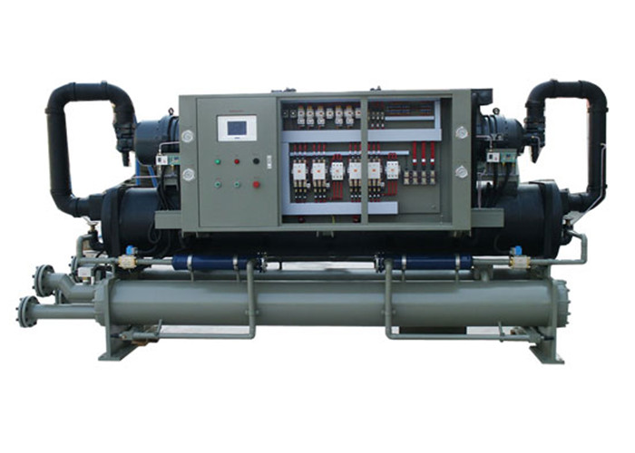 Plastic Rubber Water Cooled Water Chiller Systems With 516000 Kcal/h Capacity