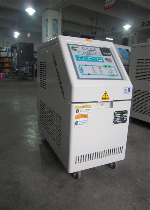 Features of standard water temperature control unit.jpg