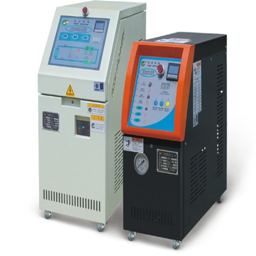 How does a water chiller work